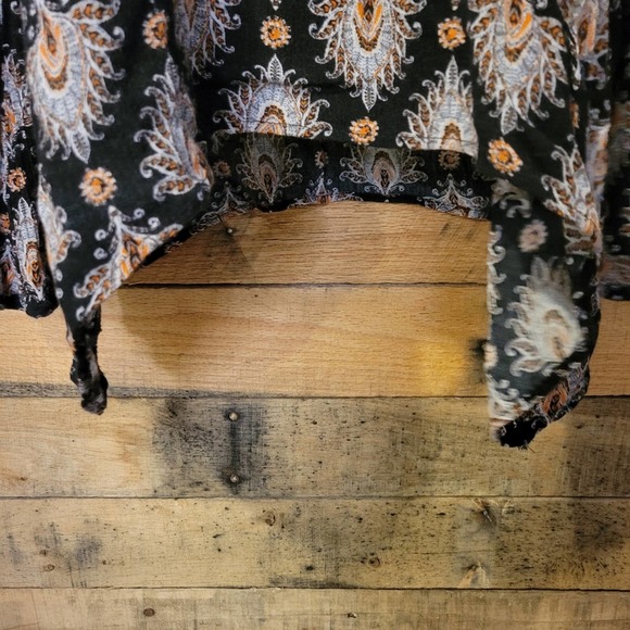SALE- Gilded Intent women's black paisley floral boho top size medium - Picture 8 of 12